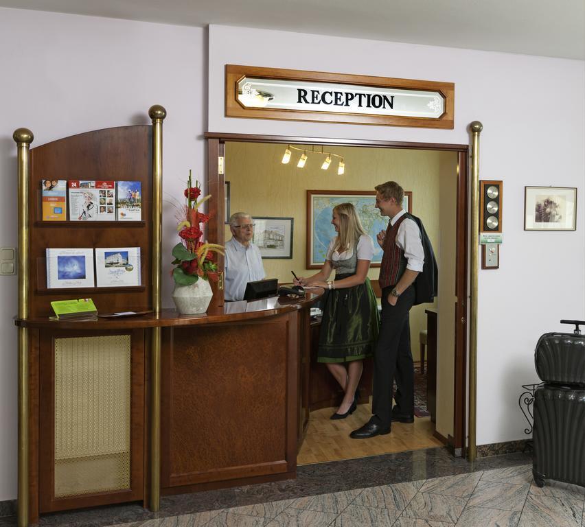 Hotel Hallerhof Bad Hall Extérieur photo
